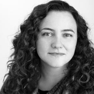 black and white photo of Sara McClelland